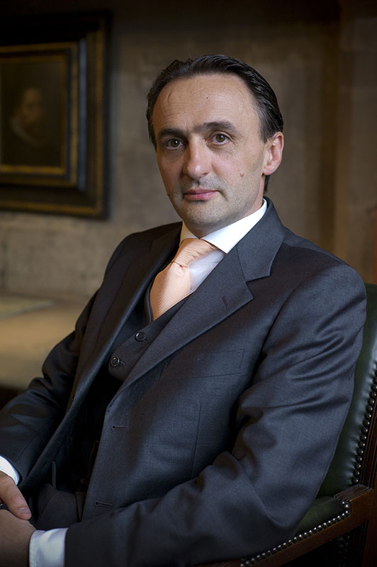 ZUGRAVU Stefan